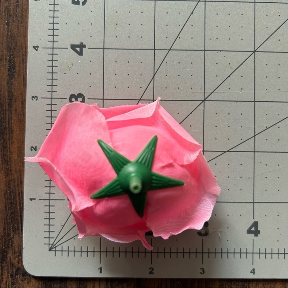 Pink Artificial Roses - Picture 3 of 4